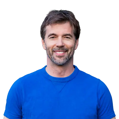 Lucas D.